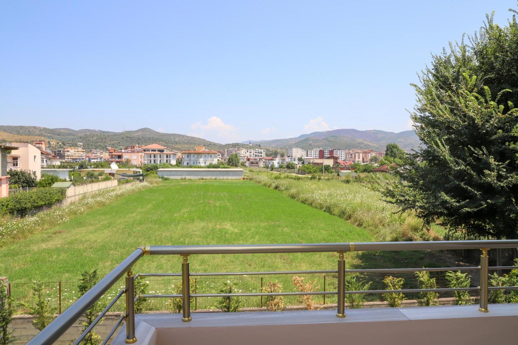 Villa Fjorentin Berat Buitenkant foto