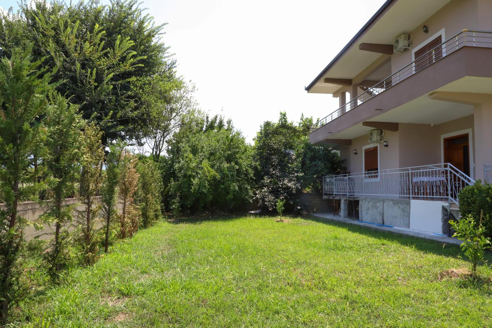 Villa Fjorentin Berat Buitenkant foto