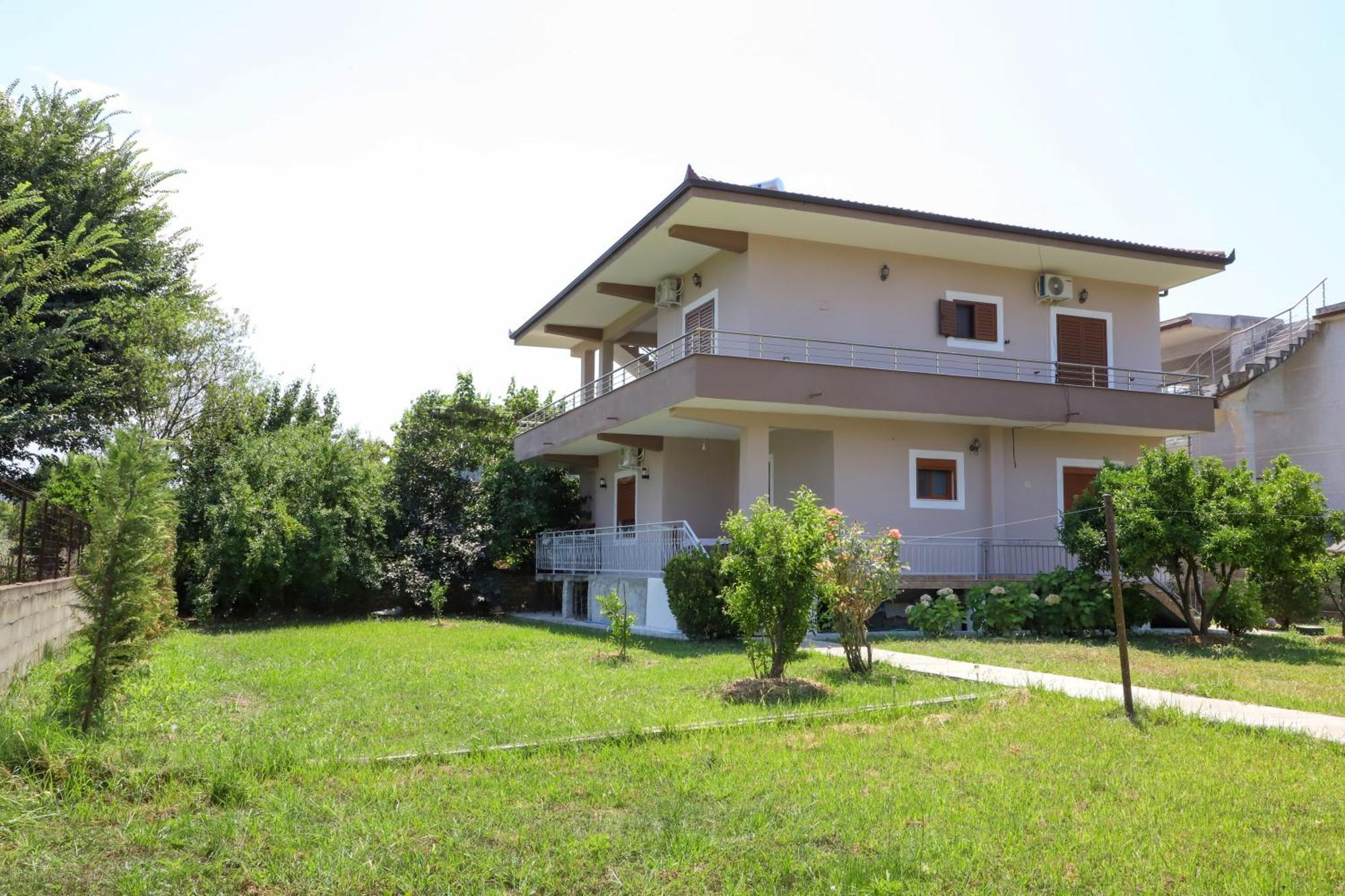 Villa Fjorentin Berat Buitenkant foto