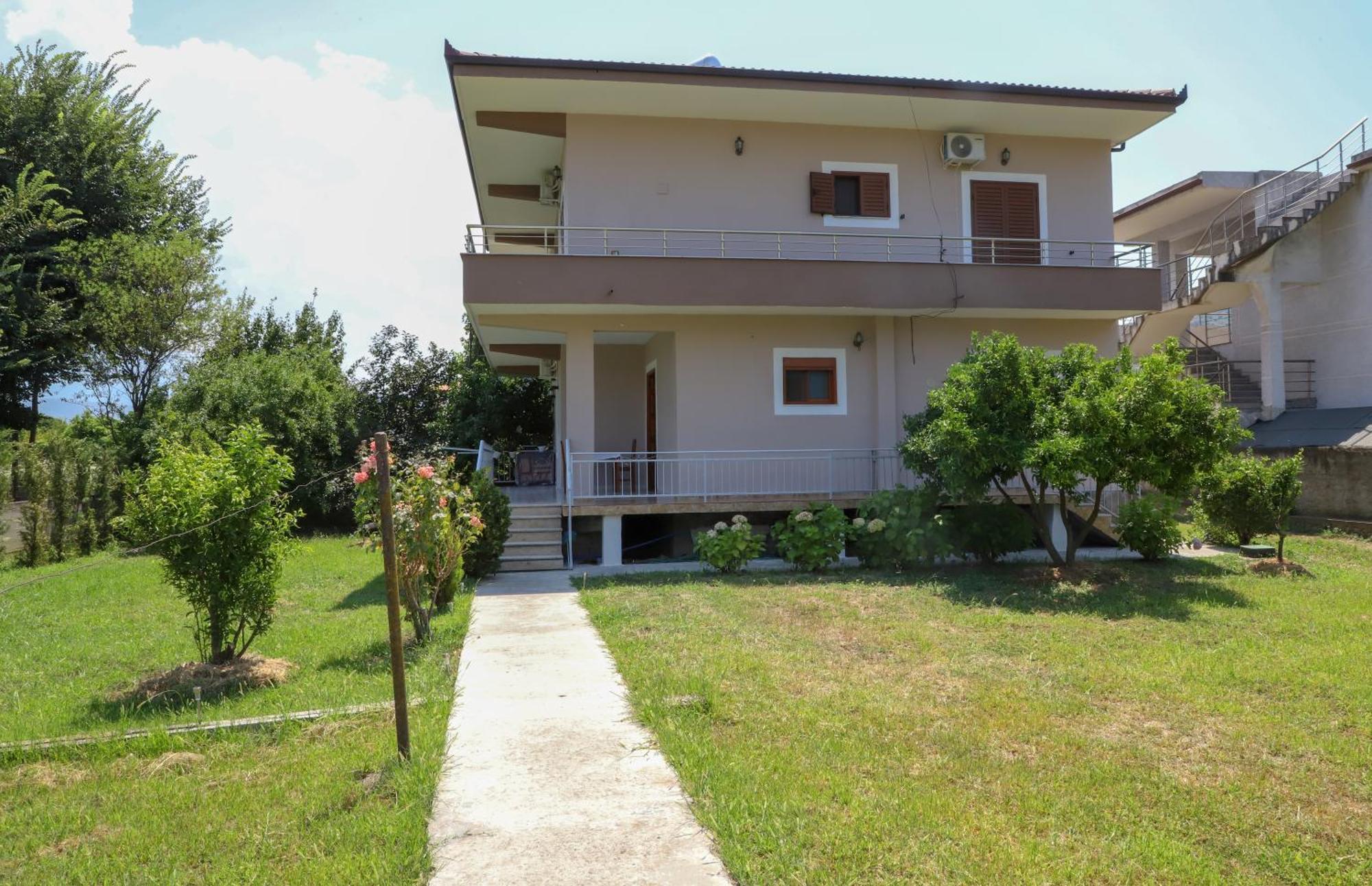 Villa Fjorentin Berat Buitenkant foto